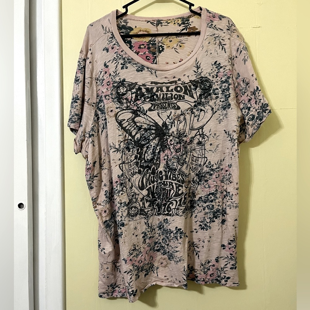 Light pink graphic tee